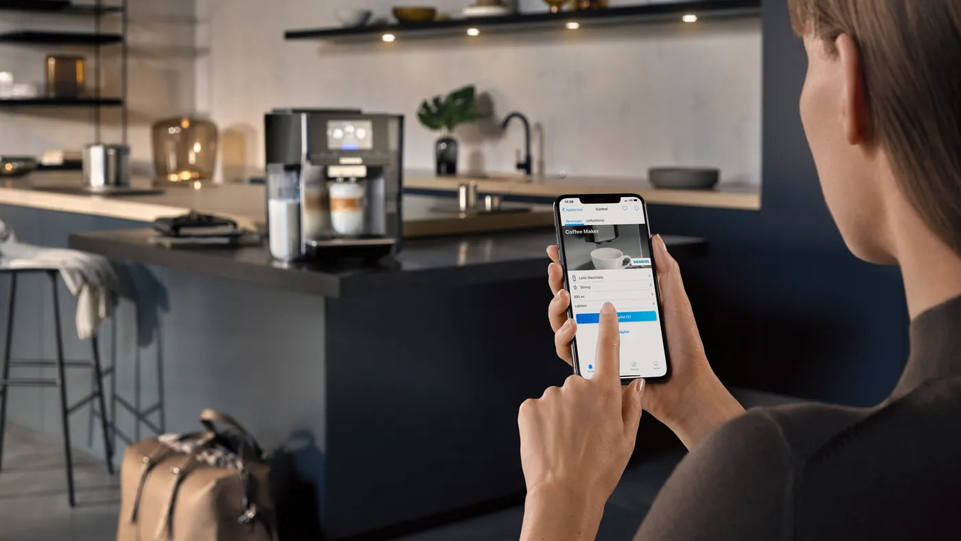 Kaffeevollautomat EQ700 integral Edelstahl (TQ713D03), monatlich ab 19,98 €